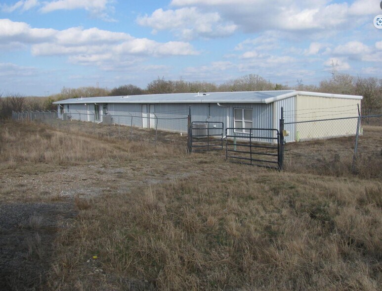 More Photos Of 12600 US 82, Savoy Land For Lease