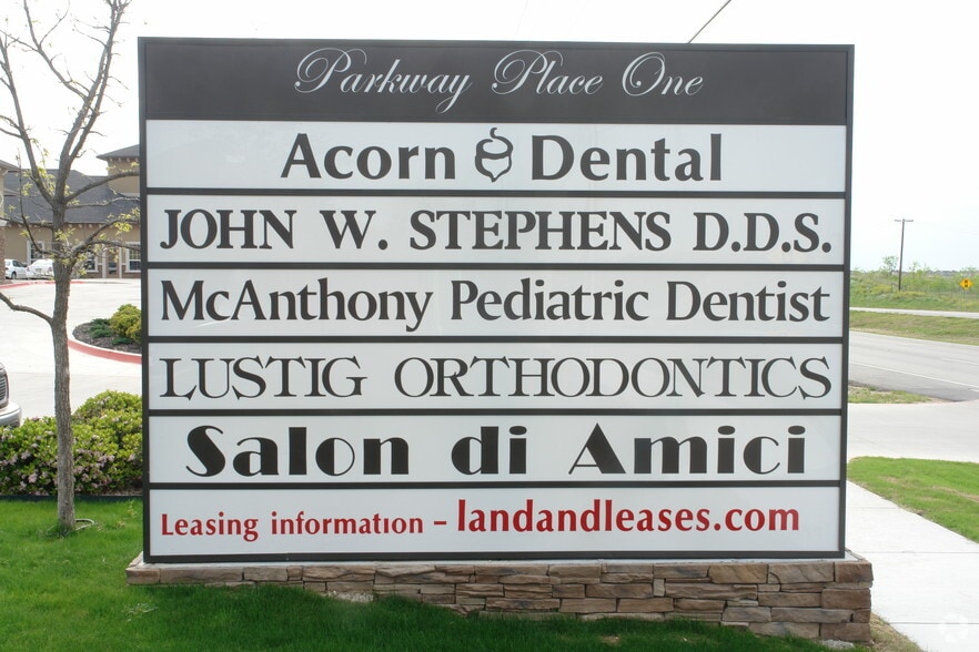 More Photos Of 5320 N Tarrant Pky, Fort Worth Unknown For Lease