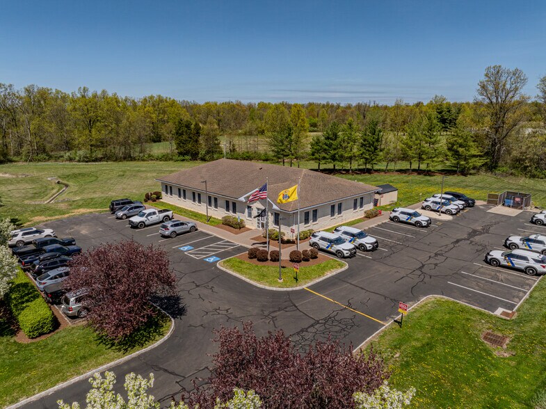 More Photos Of 945 NJ-12, Frenchtown Office For Lease