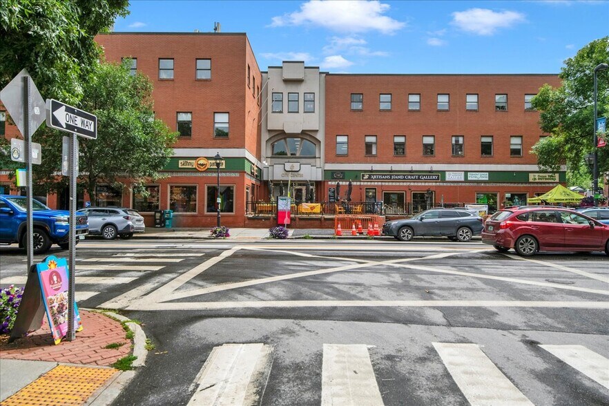 Primary Photo Of 89 Main St, Montpelier Medical For Sale
