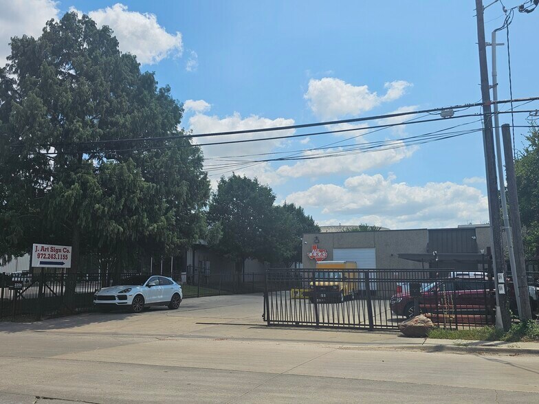 More Photos Of , Dallas Unknown For Sale