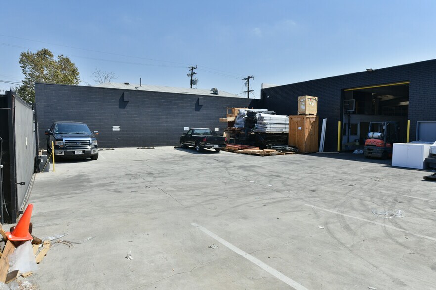 More Photos Of 1910-1920 W 144th St, Gardena Warehouse For Sale