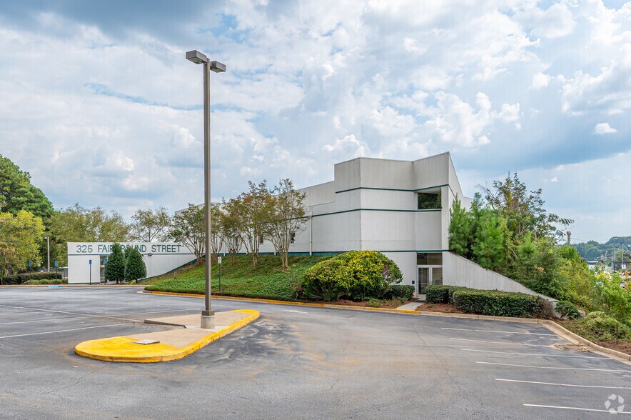 More Photos Of 325 S Fairground St, Marietta Office For Sale