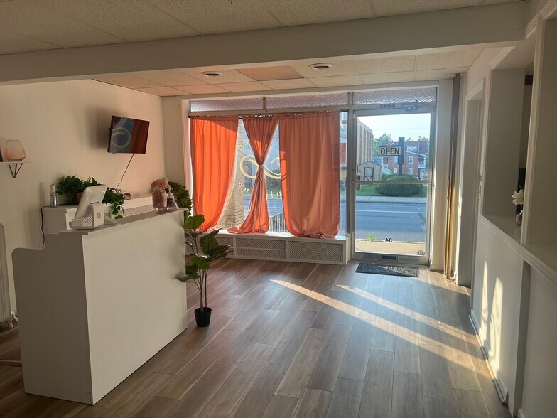 More Photos Of 34 E Lancaster Ave, Shillington Specialty For Lease