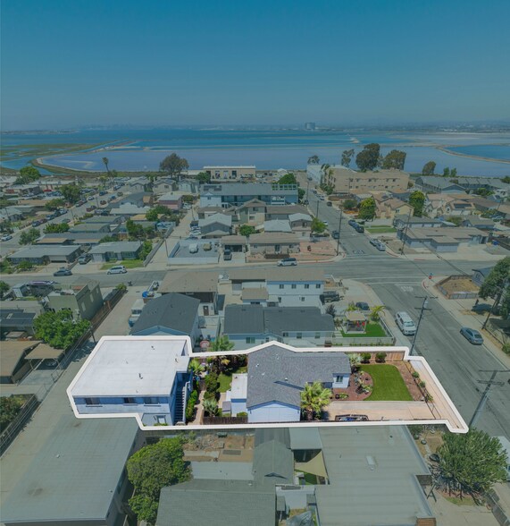 More Photos Of 562-564 11th St, Imperial Beach Apartments For Sale