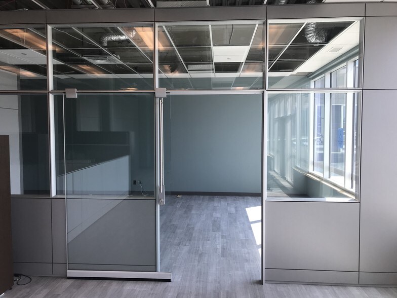 More Photos Of 5002 55th St, Red Deer Office For Lease
