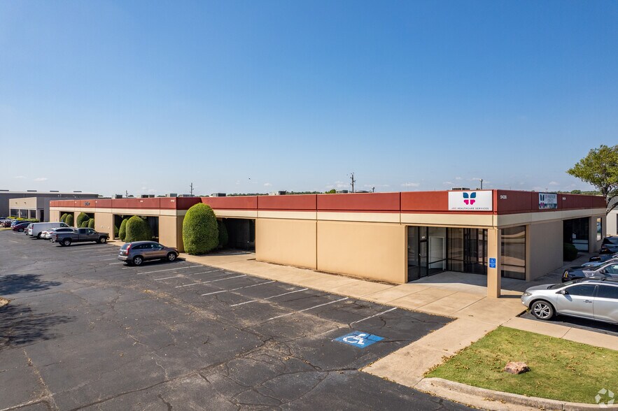 Primary Photo Of 5110-5124 S 95th Ave, Tulsa Light Distribution For Lease
