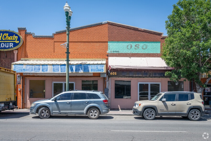 More Photos Of 605-607 S 605 & 607 S Stanton St, El Paso Storefront For Sale