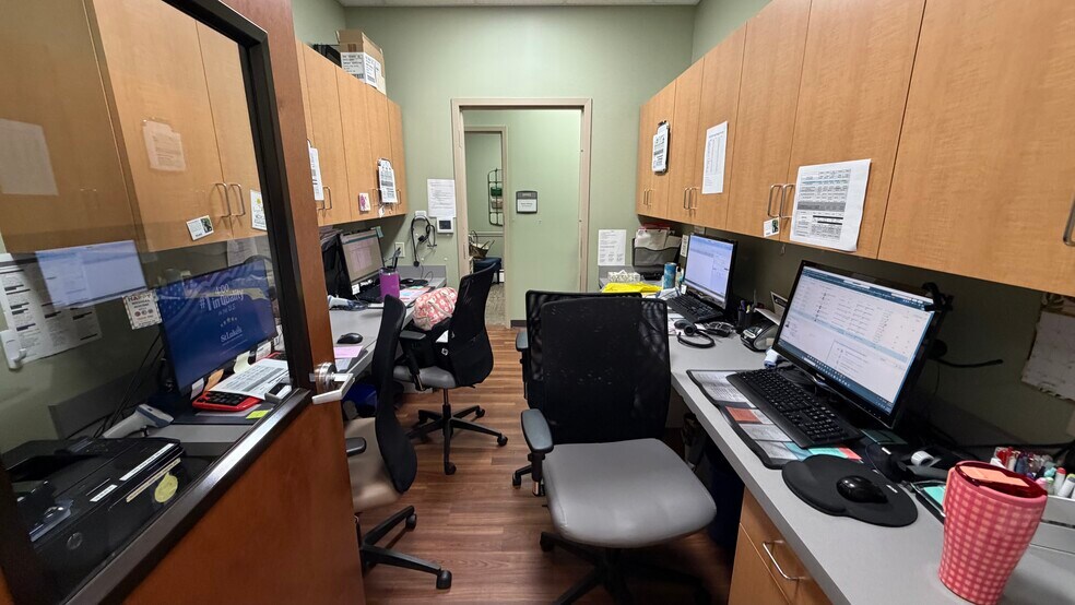 More Photos Of 4379 Easton Ave, Bethlehem Medical For Lease