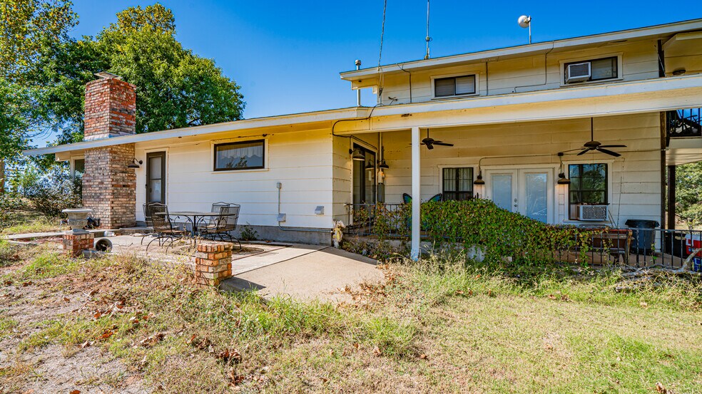More Photos Of 1275-1299 Big Valley Cir, Lipan Trailer Camper Park For Sale