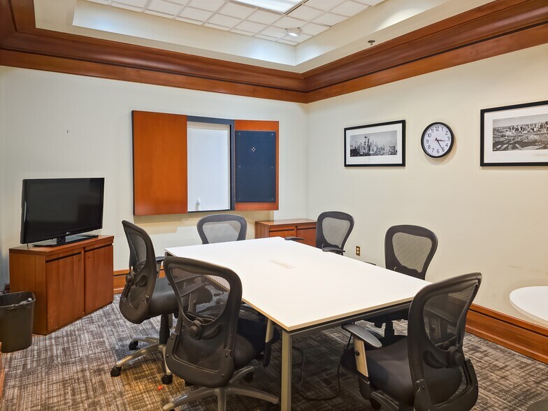 More Photos Of 200 Prosperity Dr, Knoxville Coworking Space