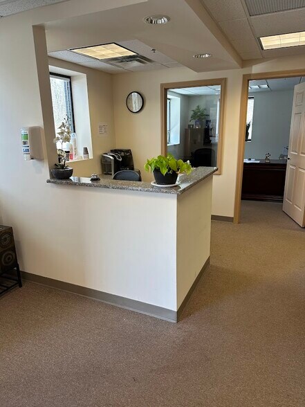 More Photos Of 13 Delta Dr, Londonderry Light Manufacturing For Sale