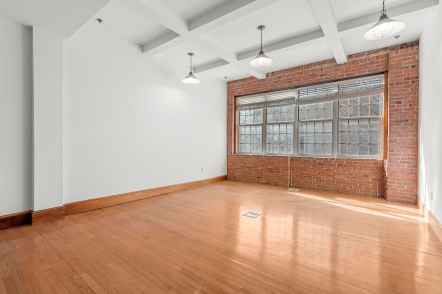 More Photos Of 495 Blake St, New Haven Office For Lease