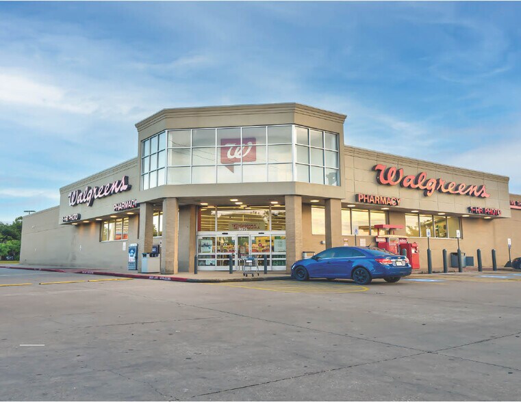 Primary Photo Of 934 N Hacienda Blvd, La Puente Drugstore For Sale