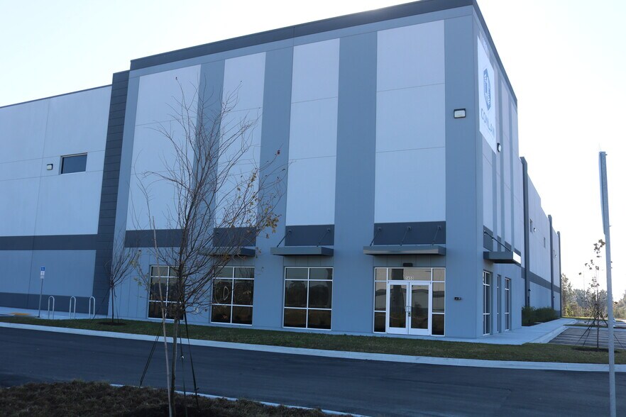 More Photos Of 0000 Eastport Rd, Jacksonville Unknown For Lease