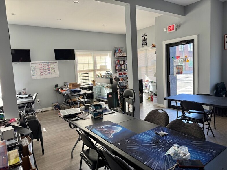 More Photos Of 101 N 3rd St, East Newark Apartments For Lease