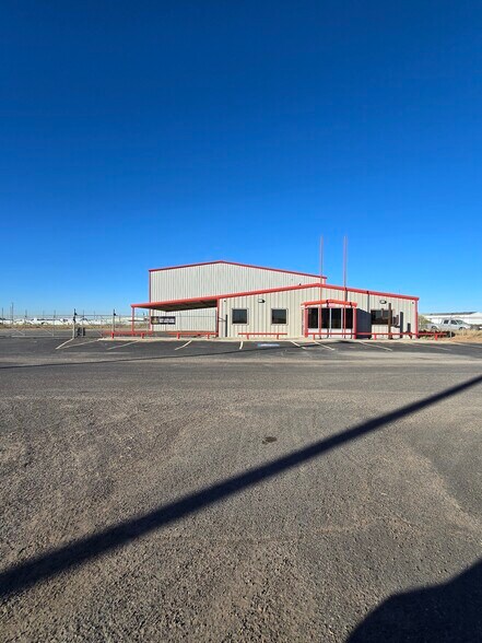 Primary Photo Of 3901 N Stowe Ave, Odessa Industrial For Lease