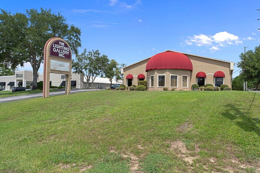 More Photos Of 5149 Mariner Blvd, Spring Hill Flex For Sale