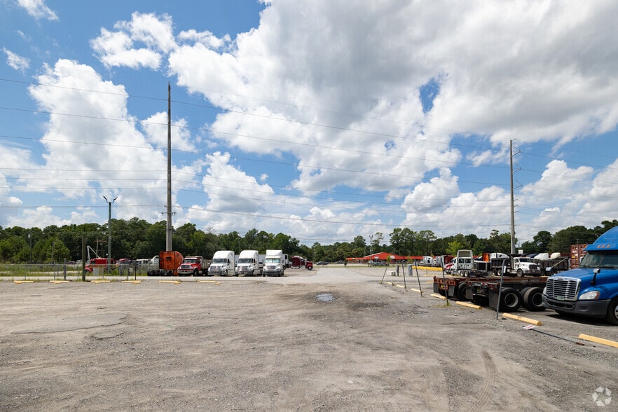 More Photos Of 5545 Ogeechee Rd, Savannah Land For Lease