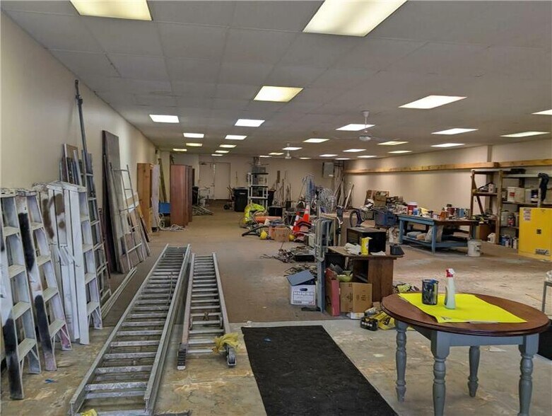 More Photos Of 351-353 Fifth Ave, Troy Storefront For Lease