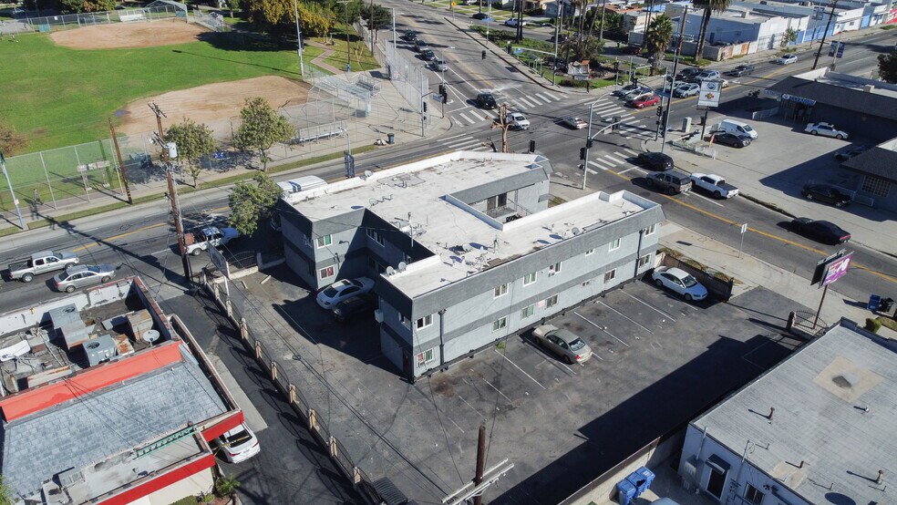 More Photos Of 2200-2204 W Slauson Ave, Los Angeles Apartments For Sale