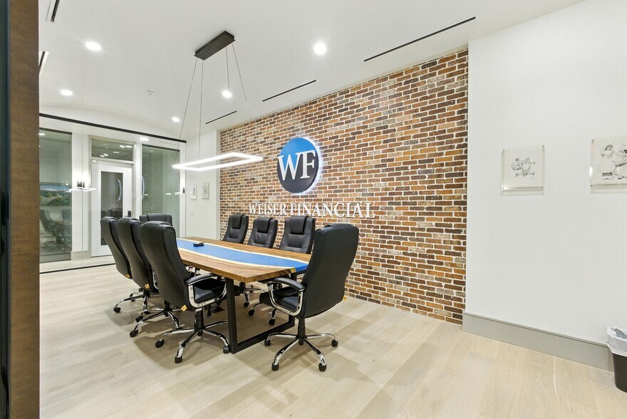 More Photos Of 125 Terra Mango Loop, Orlando Coworking Space