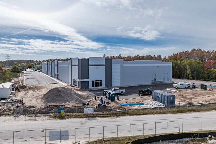 More Photos Of 8000-8012 Photonics Dr, Trinity Industrial For Lease