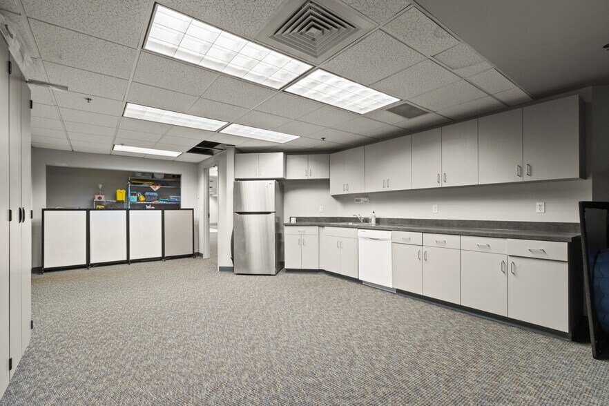 More Photos Of 623 E Wallace Ave, Coeur d'Alene Office For Sale