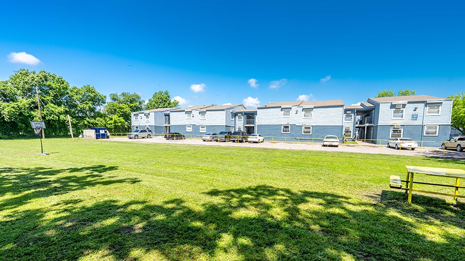 More Photos Of 3410 Fordham Rd, Dallas Apartments For Sale