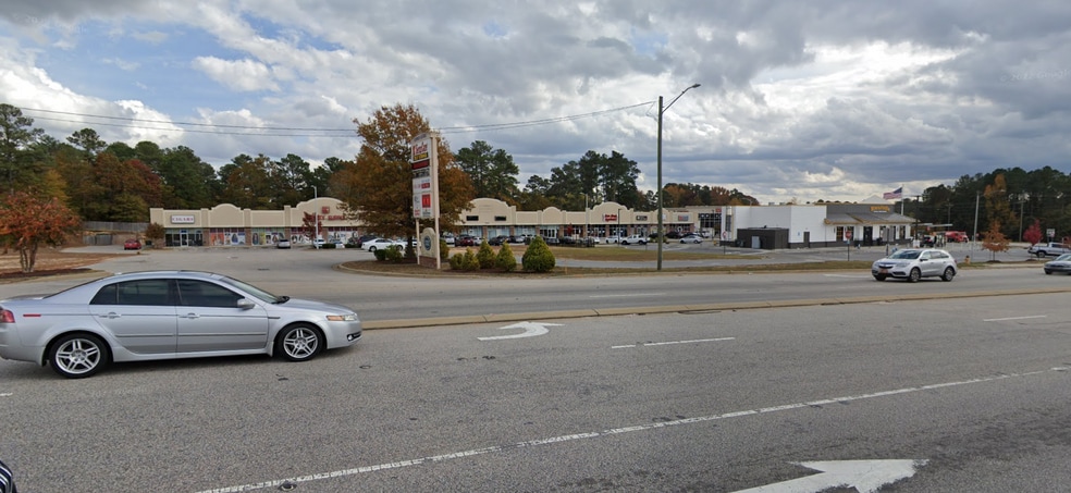 More Photos Of 2653 Hope Mills Rd, Fayetteville General Retail For Lease