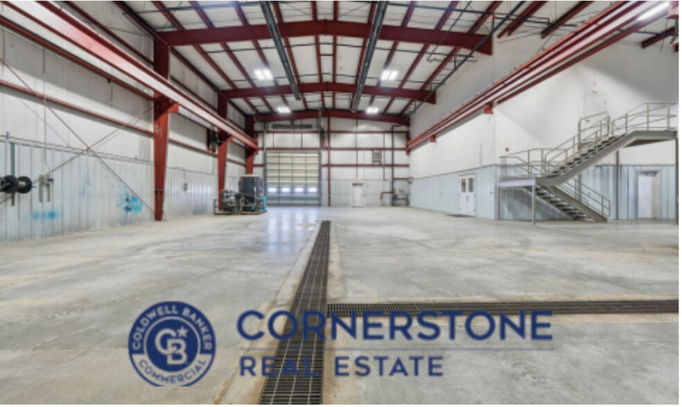 More Photos Of 2425 Coleman Cir, Casper Warehouse For Lease