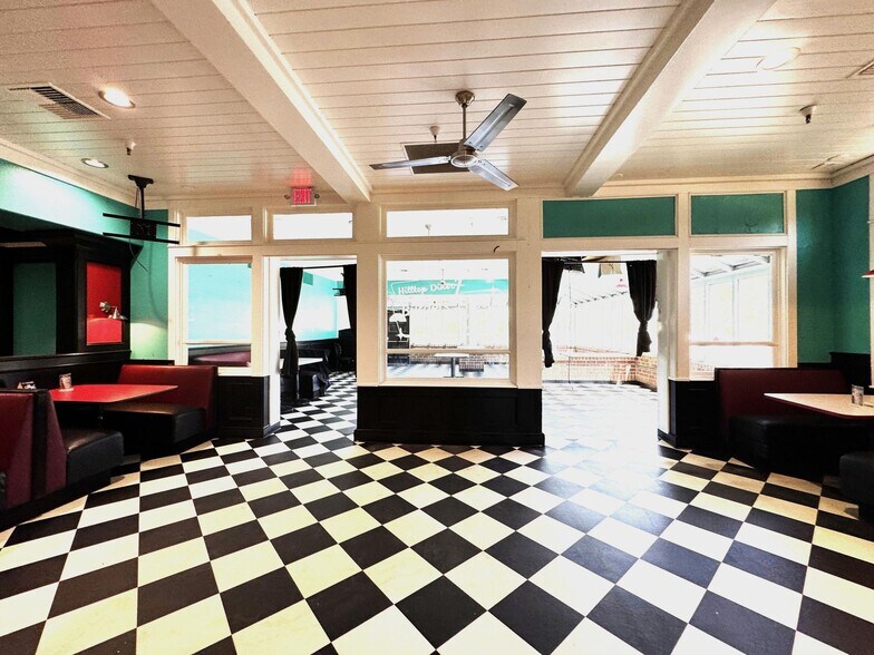 More Photos Of 1987 Hilltop Dr, Redding General Retail For Sale