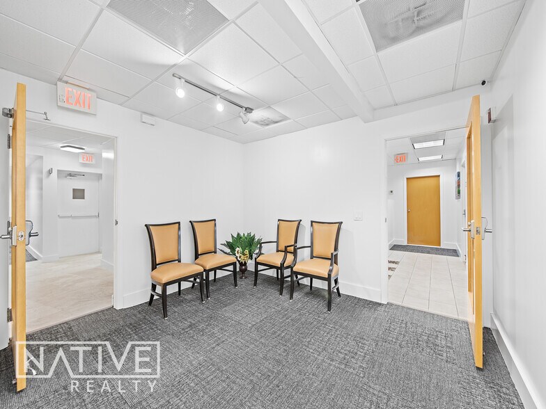 More Photos Of 2801-2809 E Commercial Blvd, Fort Lauderdale Unknown For Lease