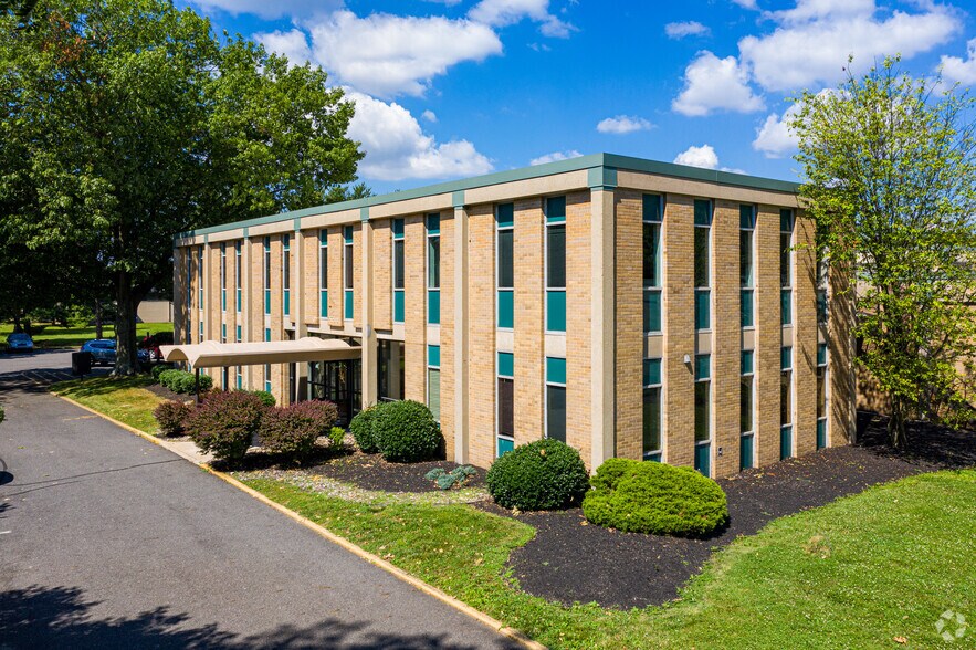 More Photos Of 365 New Albany Rd, Moorestown Light Distribution For Lease