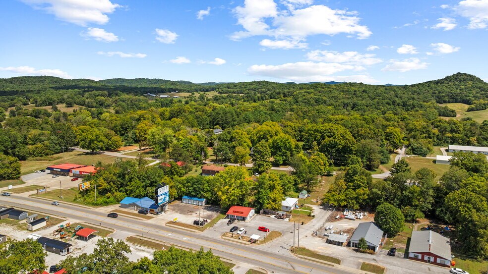 More Photos Of 1108 Main St, Munfordville General Retail For Sale