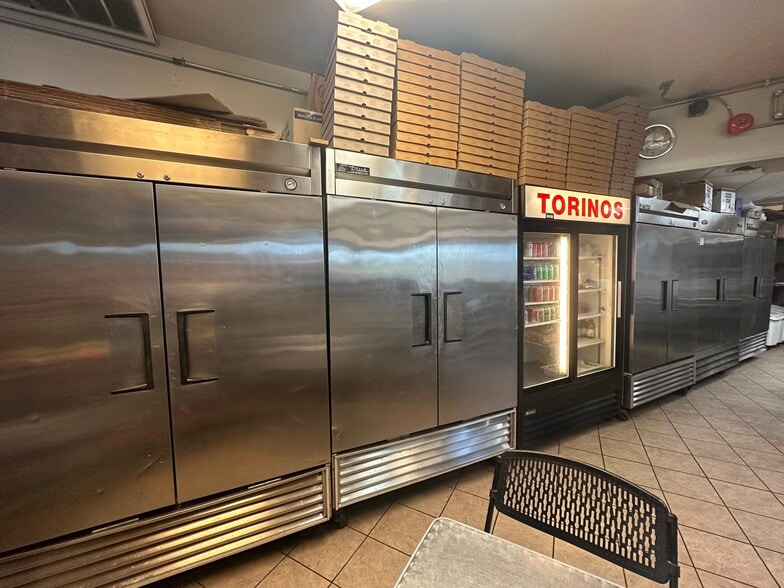 More Photos Of 1516 Harford Ave, Baltimore Restaurant For Sale