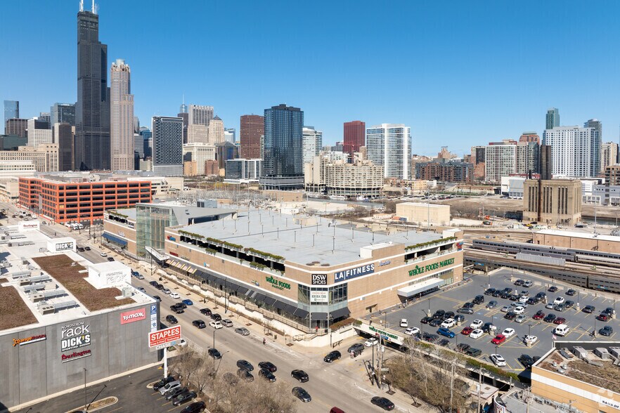 More Photos Of 1101 S Canal St, Chicago Unknown For Lease
