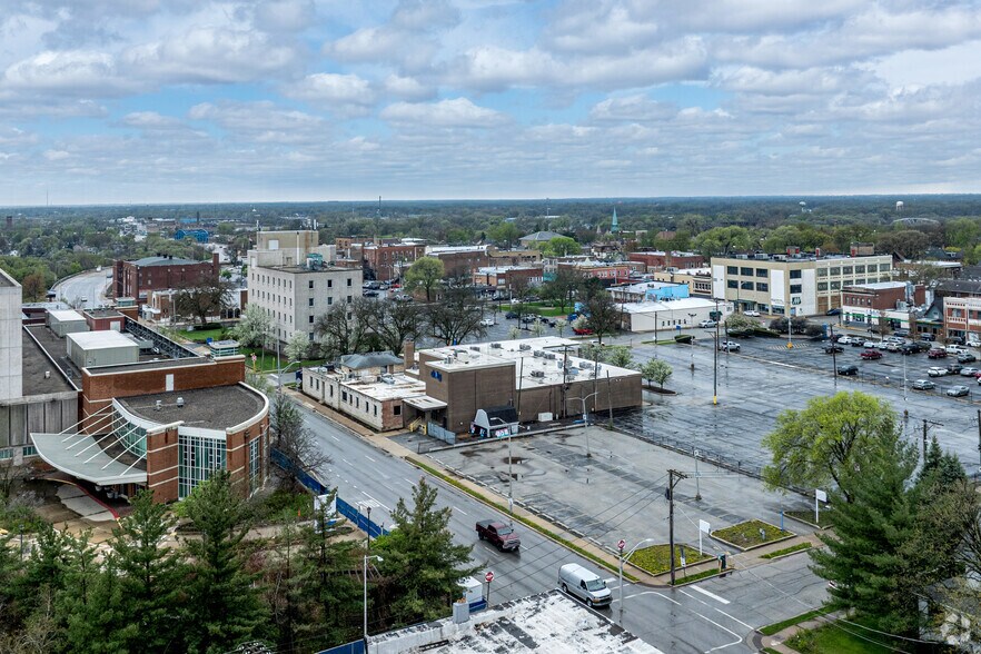 More Photos Of 2320 W High St, Blue Island Medical For Lease