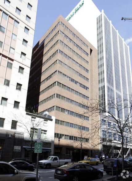 More Photos Of 913 N Market St, Wilmington Apartments For Lease