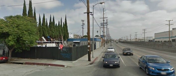 More Photos Of 4219-4221 S Alameda St, Los Angeles Office For Lease