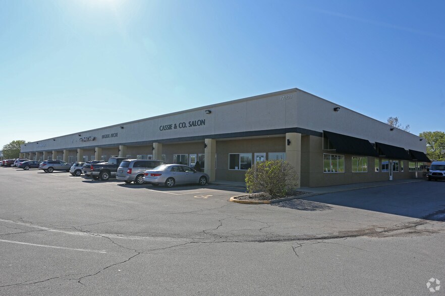 More Photos Of 17331 E 40 Hwy, Independence Light Distribution For Lease