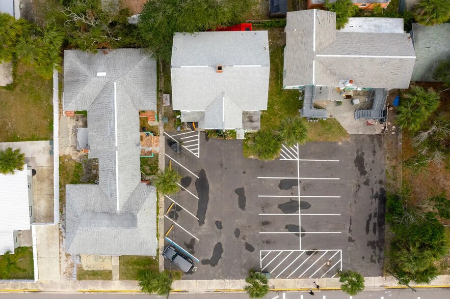 More Photos Of 218-228 N Oleander Ave, Daytona Beach Apartments For Sale