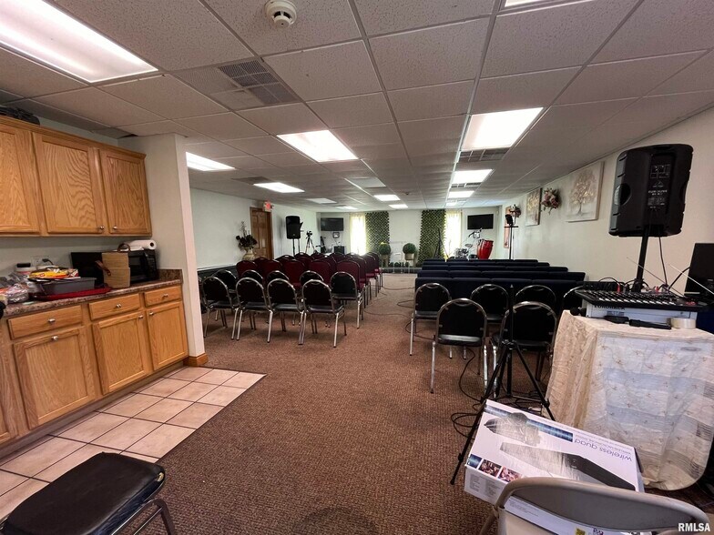 More Photos Of 3526 N California Ave, Peoria Office For Sale