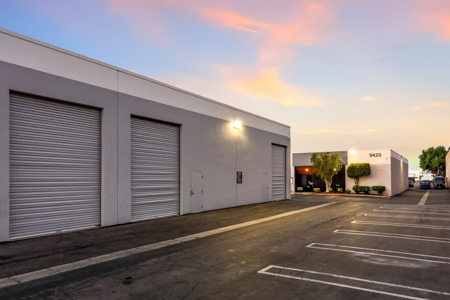 More Photos Of 9420 Lurline Ave, Chatsworth Unknown For Lease