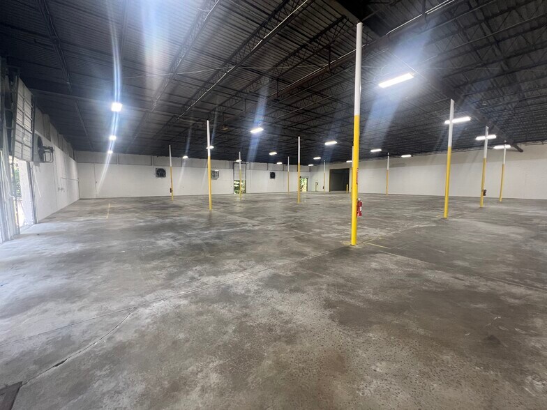 More Photos Of 3645 Oakcliff Rd, Doraville Warehouse For Sale