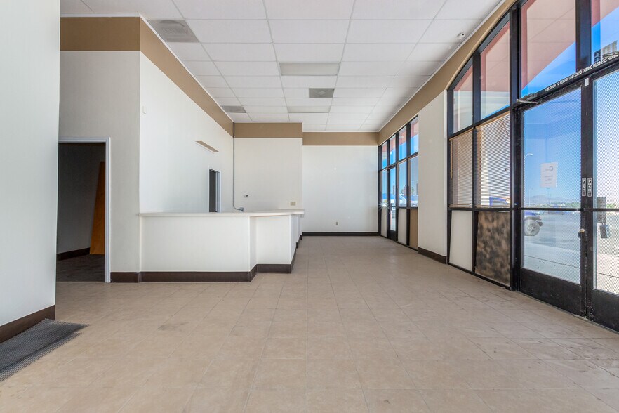 More Photos Of 3601 N Las Vegas Blvd, Las Vegas Storefront For Sale