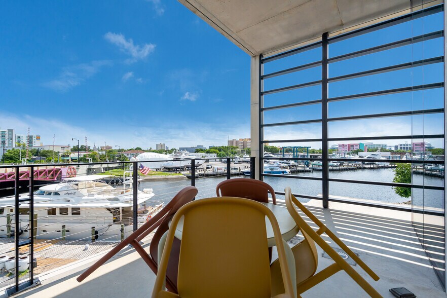 More Photos Of 528 NW 7th Ave, Miami Loft Creative Space For Sale