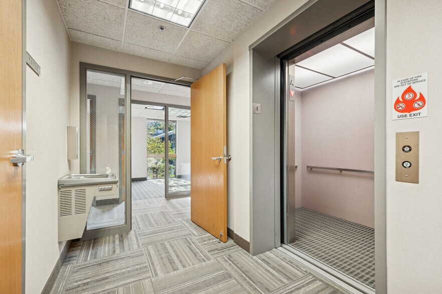 More Photos Of 1800 Pioneer Creek Ctr, Maple Plain Office For Lease