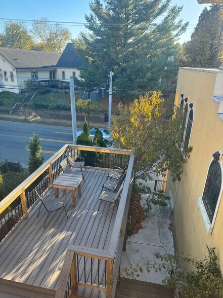 More Photos Of 1905 Bardstown Rd, Louisville Storefront Retail Residential For Sale