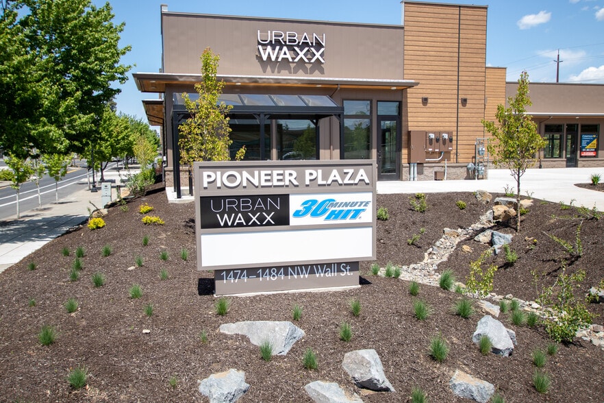 More Photos Of 1474 NW Wall St, Bend Unknown For Lease